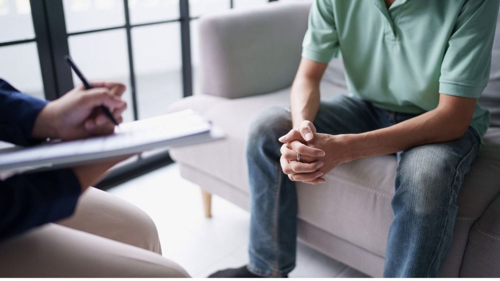 The signs of opioid addiction are reasons you should consider recovery programs