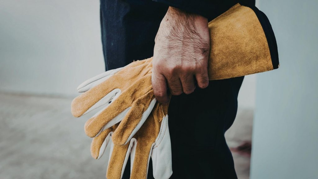 when should you quit drinking alcohol when it starts affecting your work